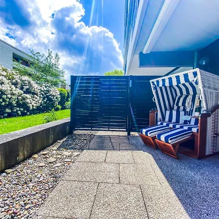 Nelia * Λίμπεκ